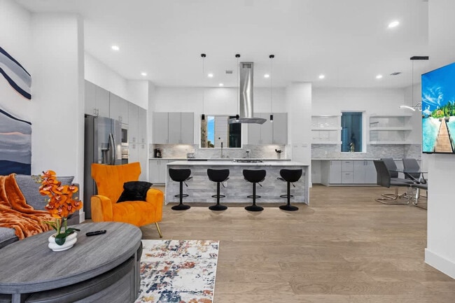 Building Photo - 2109 McGowen St