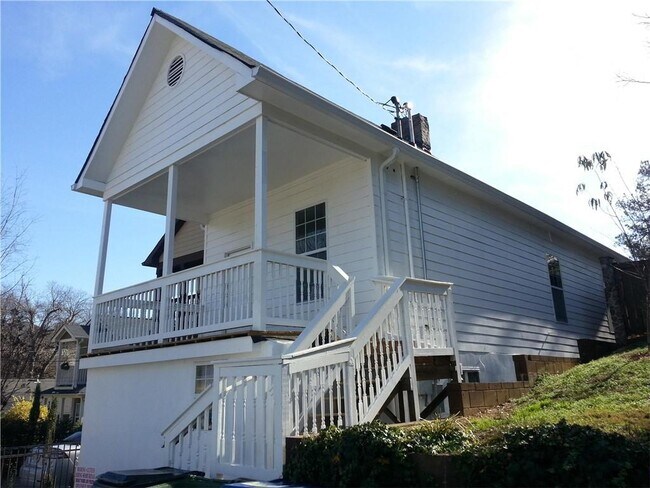 Foto del edificio - 165 Little St SE