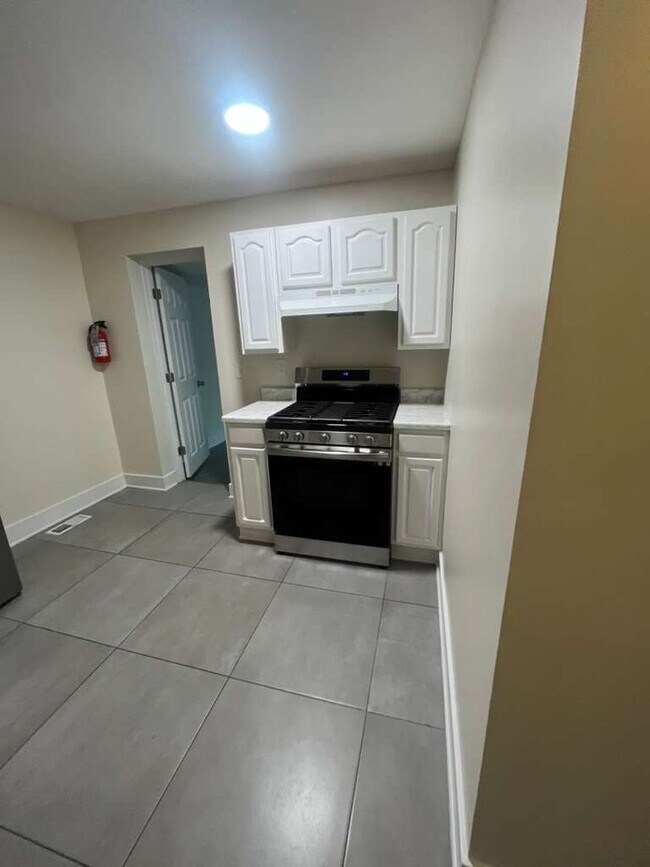 Foto del edificio - 1531 Sewall Ave
