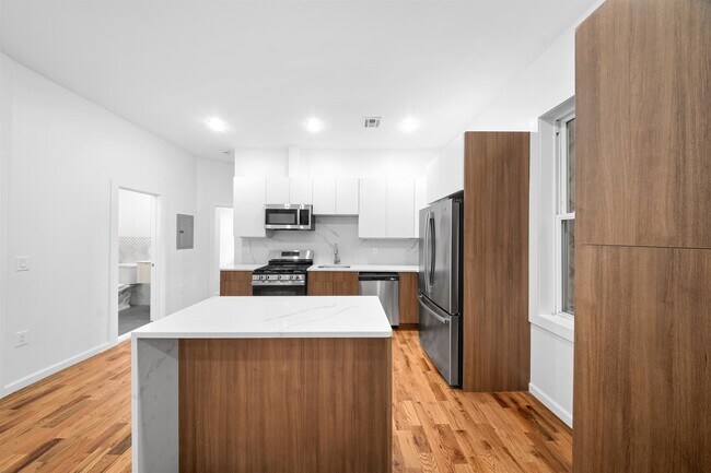 Foto del edificio - 1111 53rd St