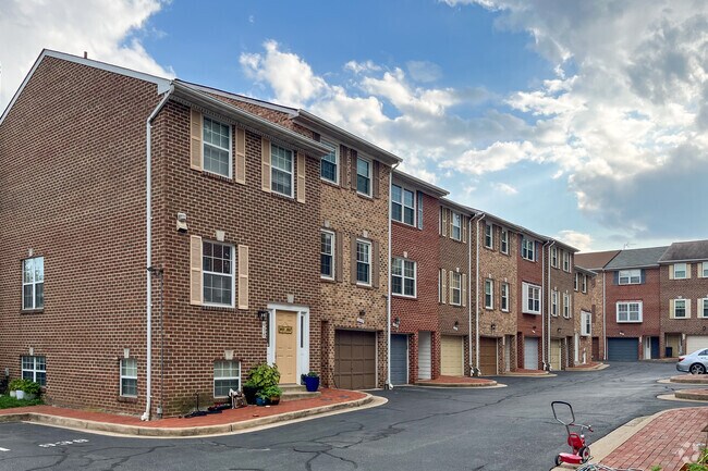 Three-story condos are found throughout Penrose.