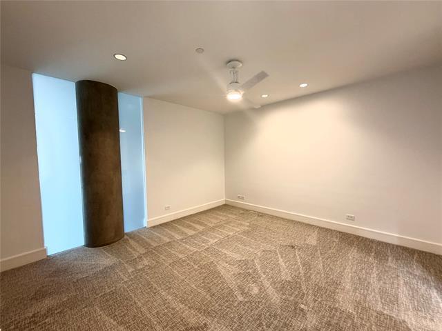 Building Photo - 2408 Victory Park Ln