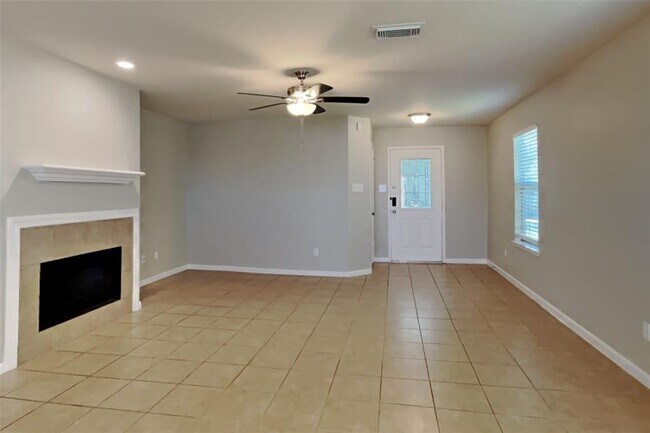 Building Photo - 7607 Cypress Edge Dr
