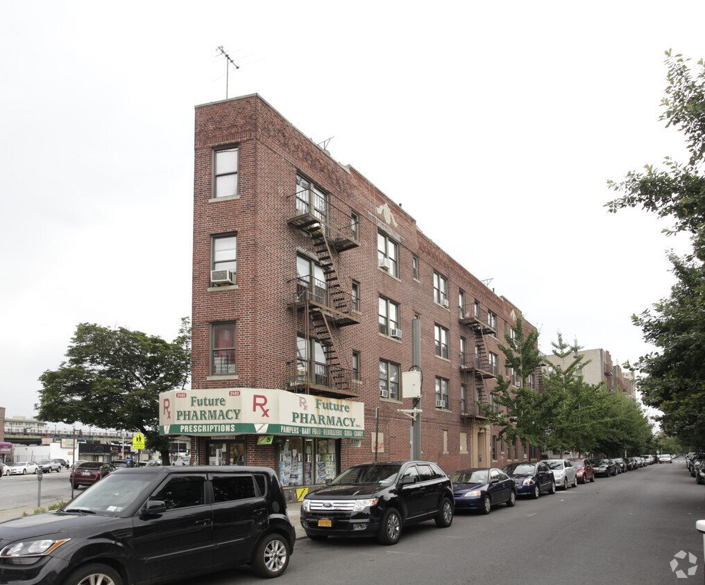 Primary Photo - 1515 W 1st St