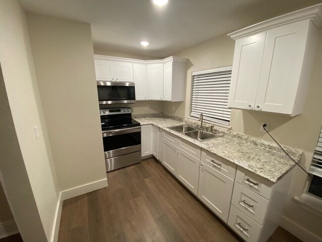 Foto del edificio - 414 N Pecan St