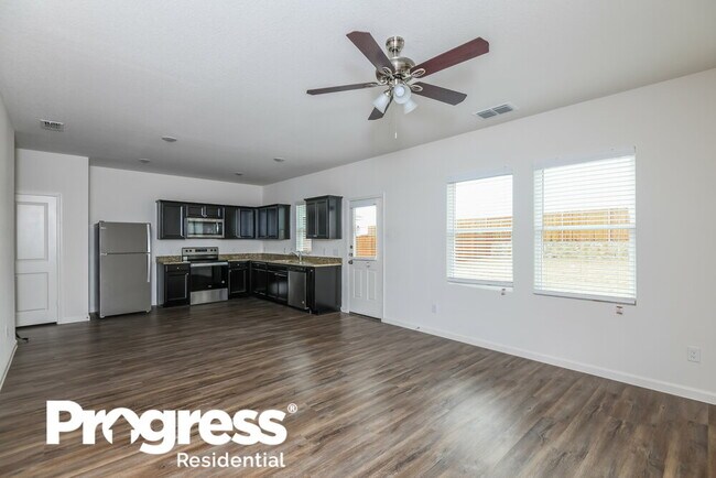 Building Photo - 6110 Harrah Ln