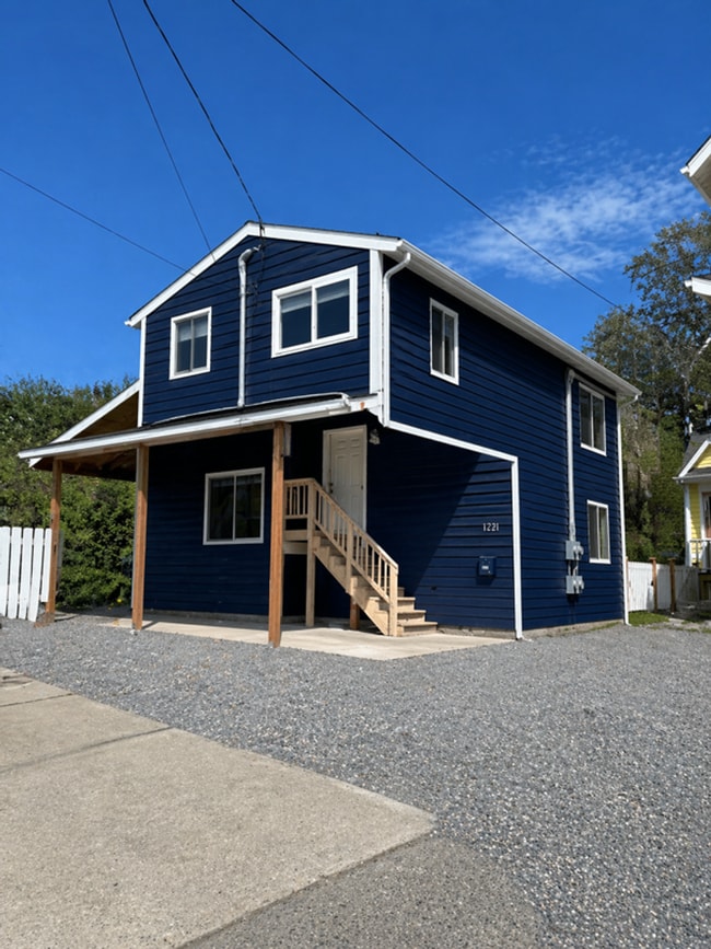 Building Photo - 1221 Franklin St