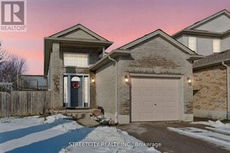 Building Photo - 1036 Marigold St