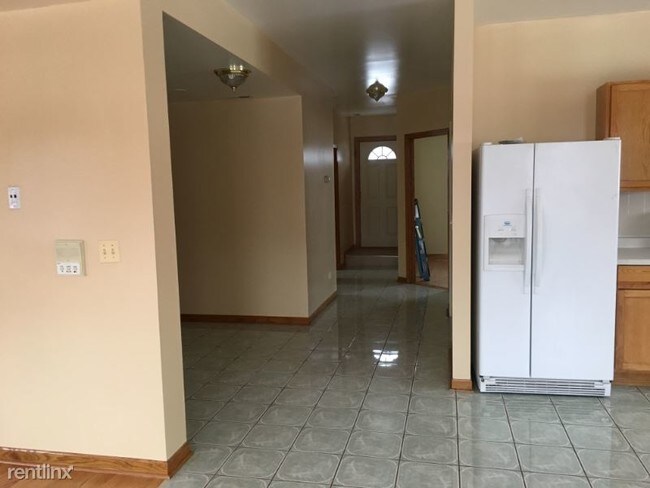 Foto del edificio - 5811 W Corcoran Pl
