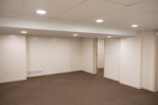 Foto del edificio - 1404 W 9th St