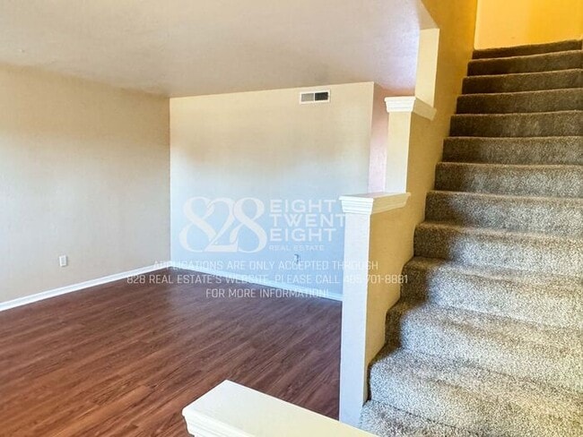 Photo - 2 Bed/1.5 Bath Townhome Located in East Norman *AVAILABLE NOW!*