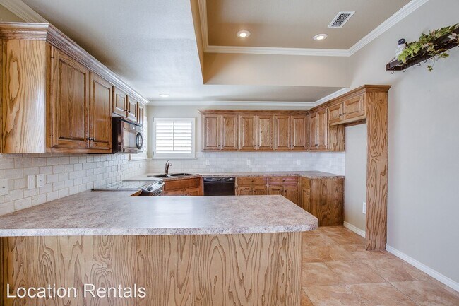 Foto del edificio - 3 br, 2 bath House - 3706 106th Street