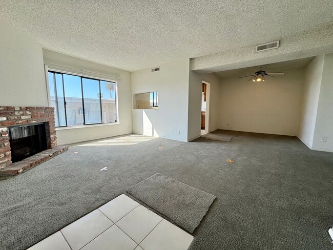 Building Photo - 1444 Centinela Ave