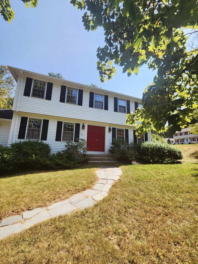 Building Photo - 18 Townsend Dr