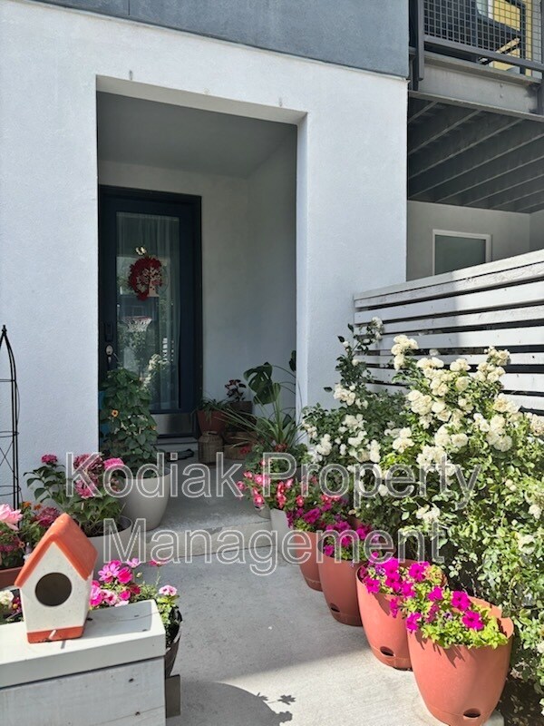 Building Photo - 5311 Canary Grass Wy
