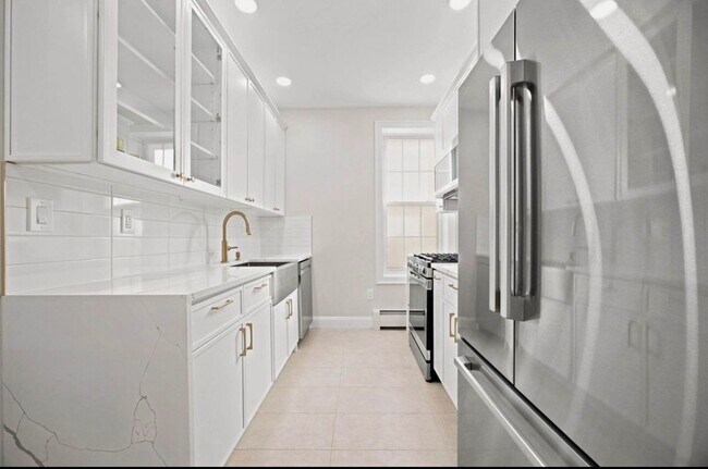Building Photo - 2441 43rd St