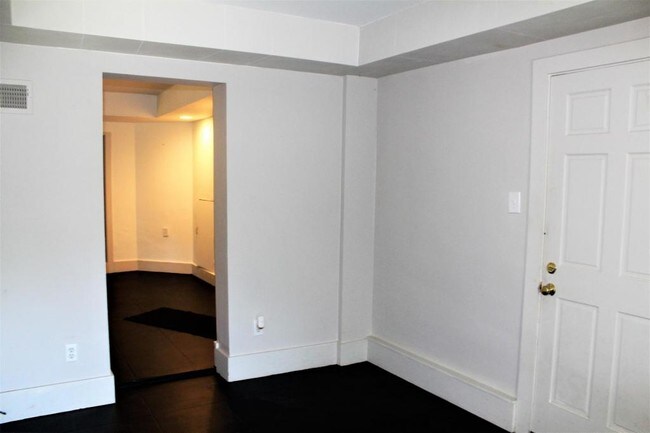 Foto del edificio - 408-1A Parkway Ave