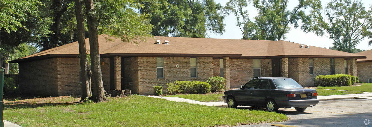 Building Photo - 205 NW County Road 235