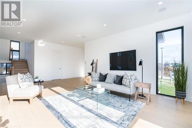 Building Photo - 3533 Silverleaf Chase