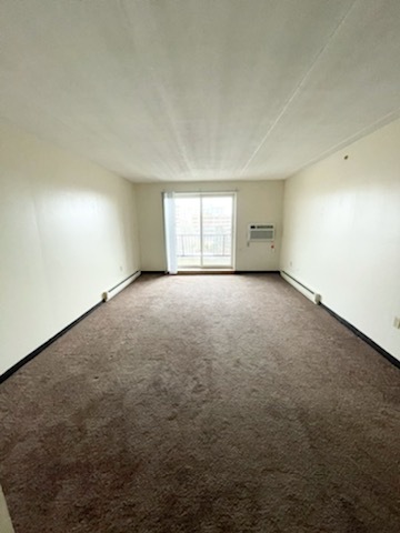 Building Photo - 176 Presidents Ln