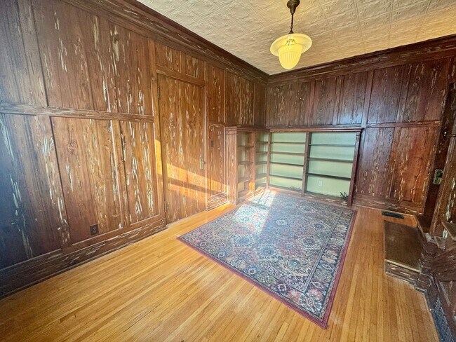 Foto del edificio - Centrally located 3-bedroom 2-bath