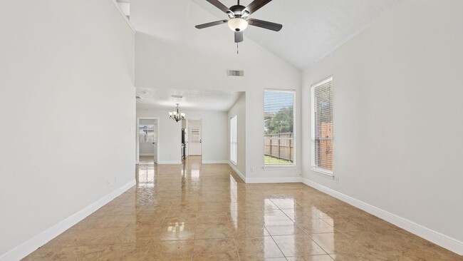 Building Photo - 4602 Garden Meadow Dr