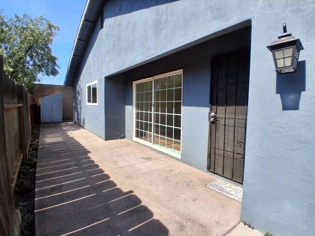 Foto del edificio - Thistlewood3505/3507