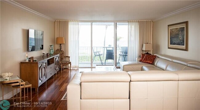 Foto del edificio - 3000 S Ocean Blvd