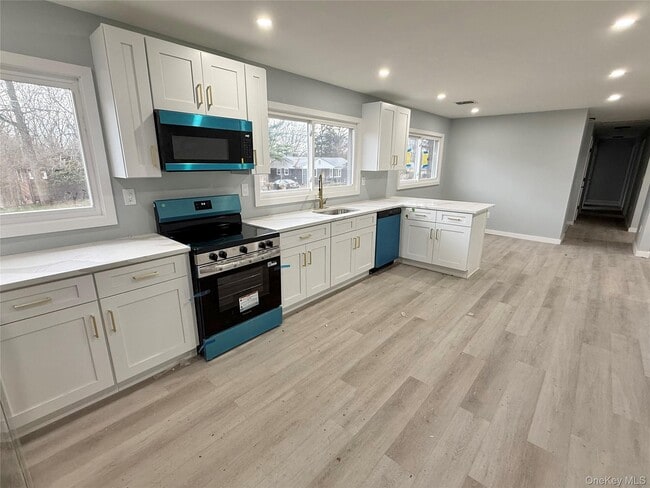 Building Photo - 51 Wileman Ave