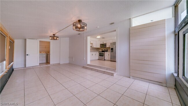 Foto del edificio - 1740 Sunset Pl