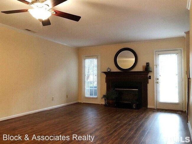 Building Photo - 2 br, 2.5 bath House - 282 Beechtree Drive