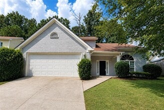 Building Photo - 235 Tanners Ct