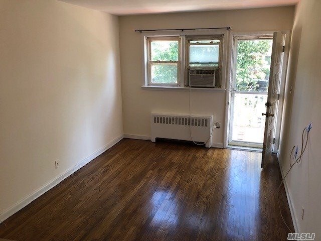 Building Photo - 200-16-200-38 38th Ave