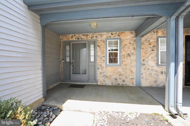 Foto del edificio - 178 Kettlebrook Dr