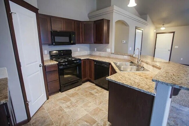 Foto del edificio - For Rent – Beautiful 3 Bed, 2 Bath Home wi...