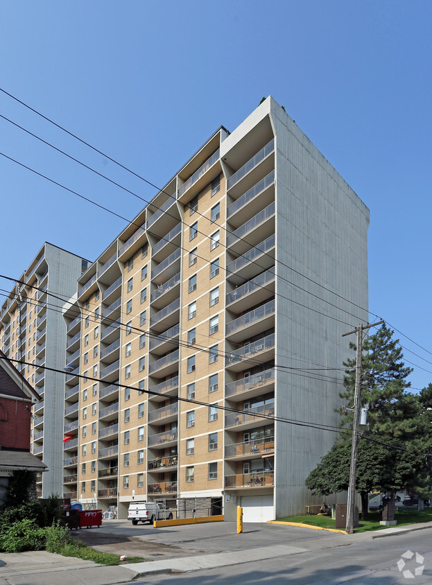 Primary Photo - Boldview Tower