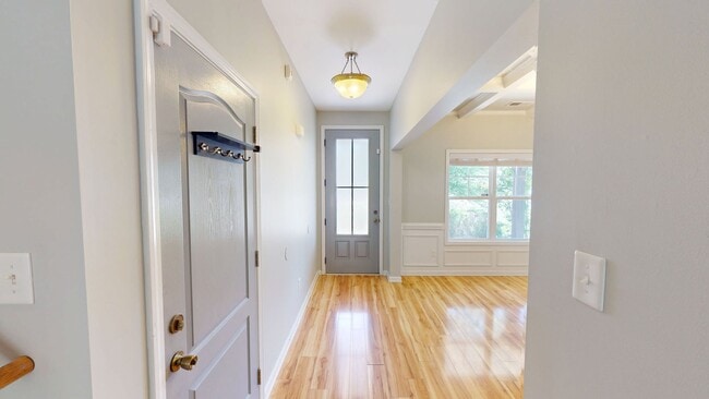 Building Photo - Updated 3 Bedroom, 2.5 Bathroom 2-Story w/...