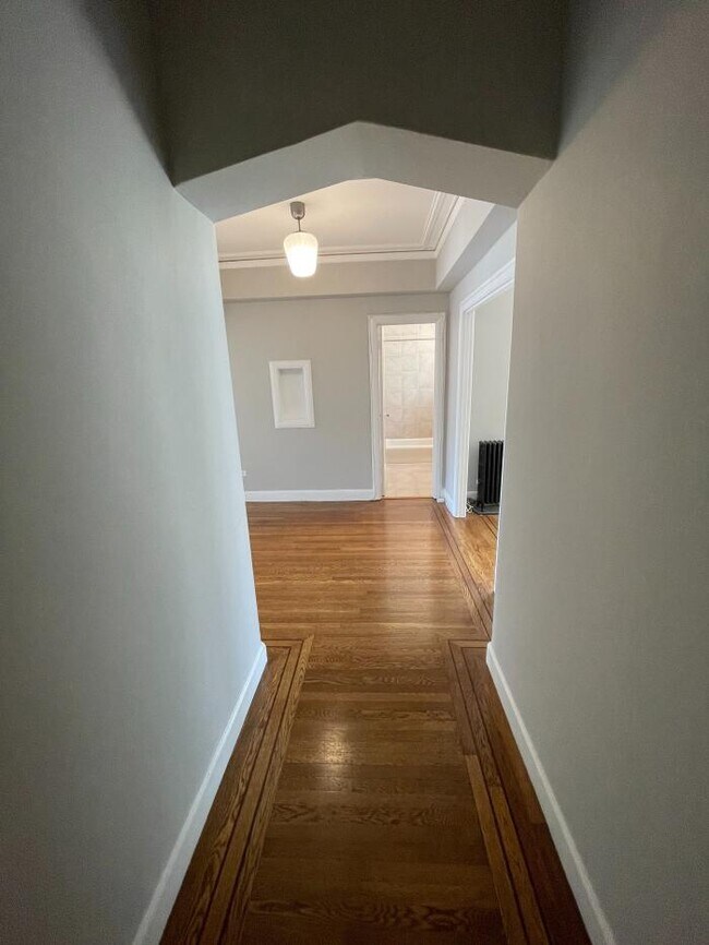 Building Photo - 2 bedroom in San Francisco CA 94109