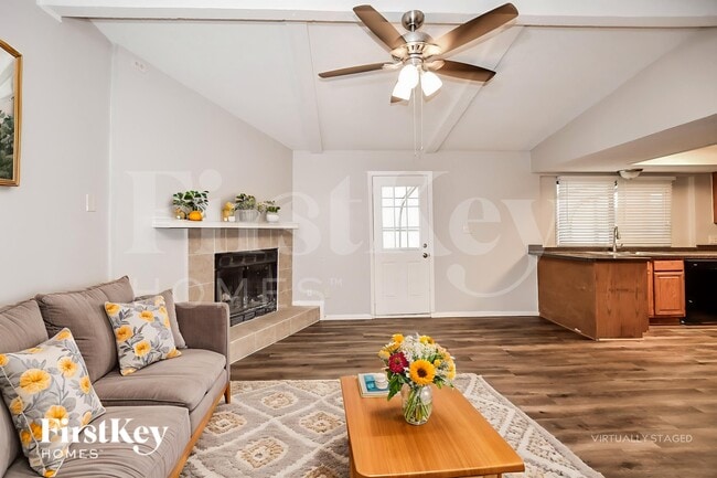 Building Photo - 903 Cypress Ct