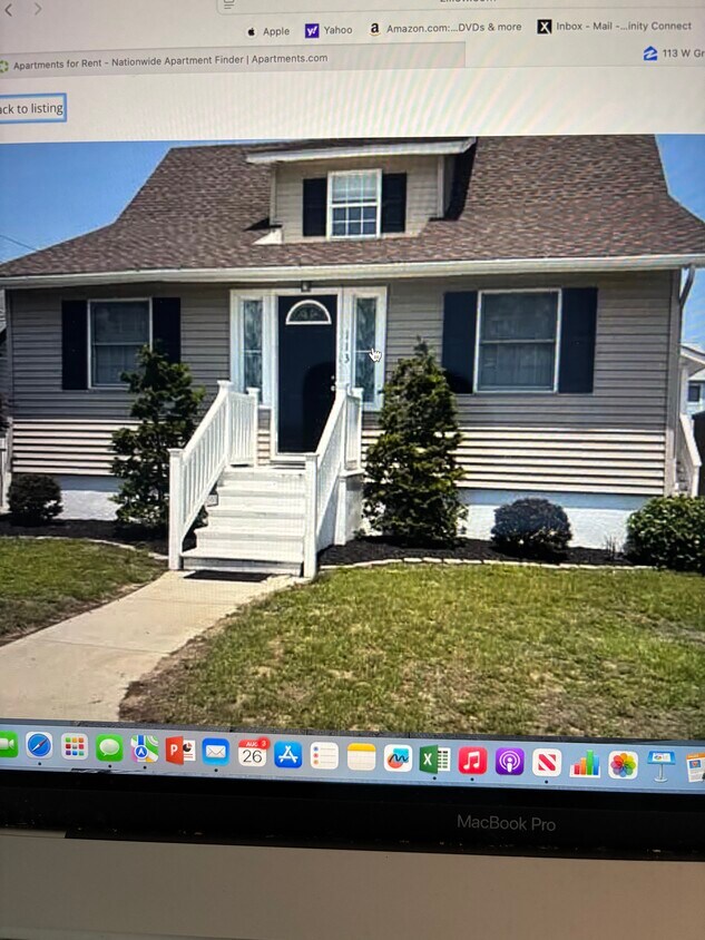Primary Photo - 113 W Groveland Ave