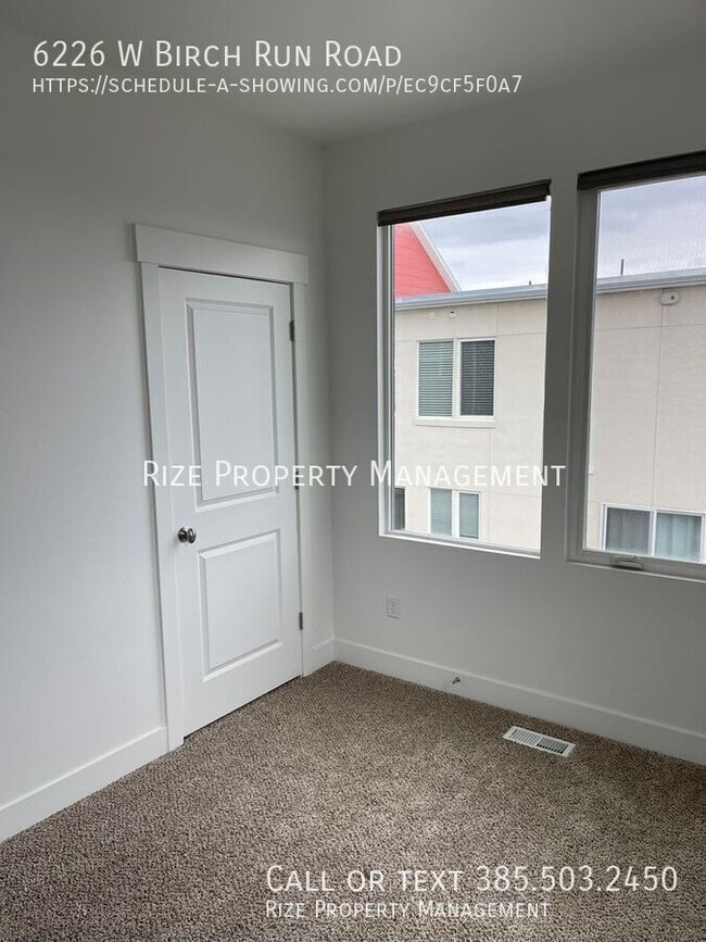 Foto del edificio - 6226 Birch Run Rd