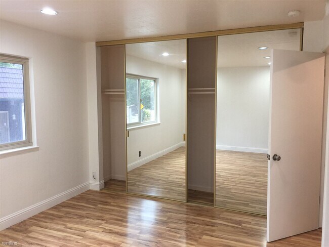 Building Photo - 5025 Woodminster Ln