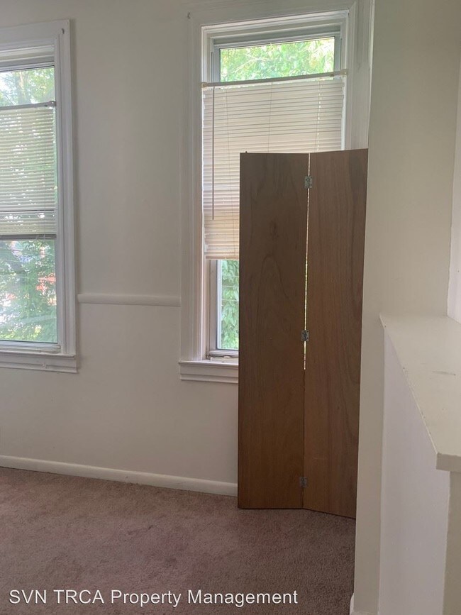 Building Photo - 796 Hazelwood Ave