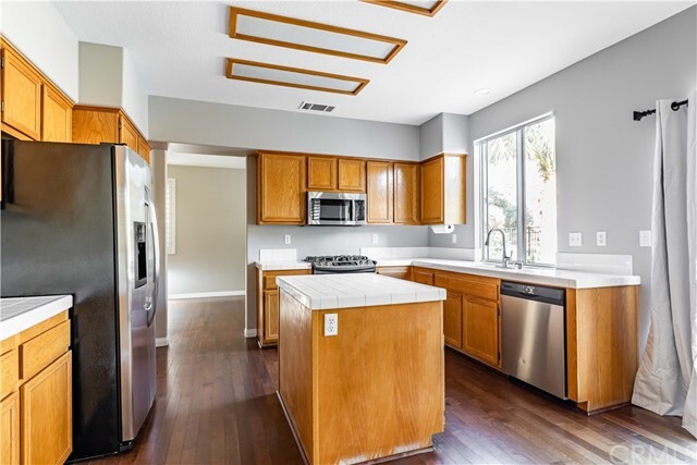 Building Photo - 43042 Kensington Pl