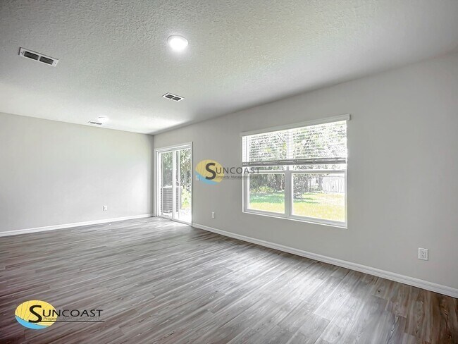 Foto del edificio - 32 Rosepetal Ln