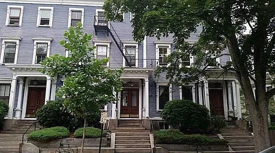 Building Photo - 182 Bowen St