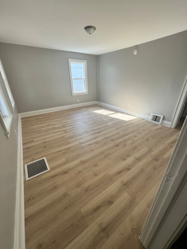 Foto del edificio - 4905 26th Ave