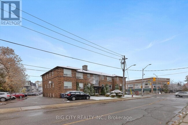 Building Photo - 342 Lakeshore Rd W