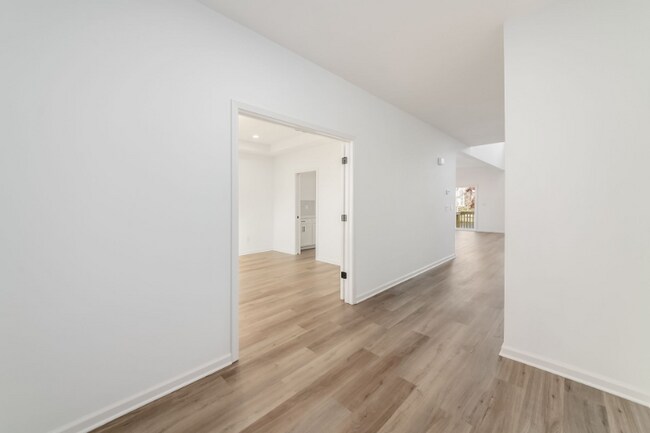 Foto del edificio - 407 Zelkova Ln