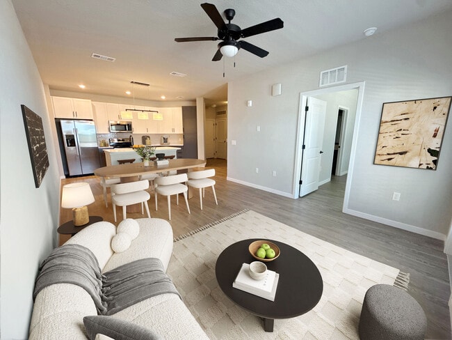 Interior Photo - Integra Village at Tymber Creek